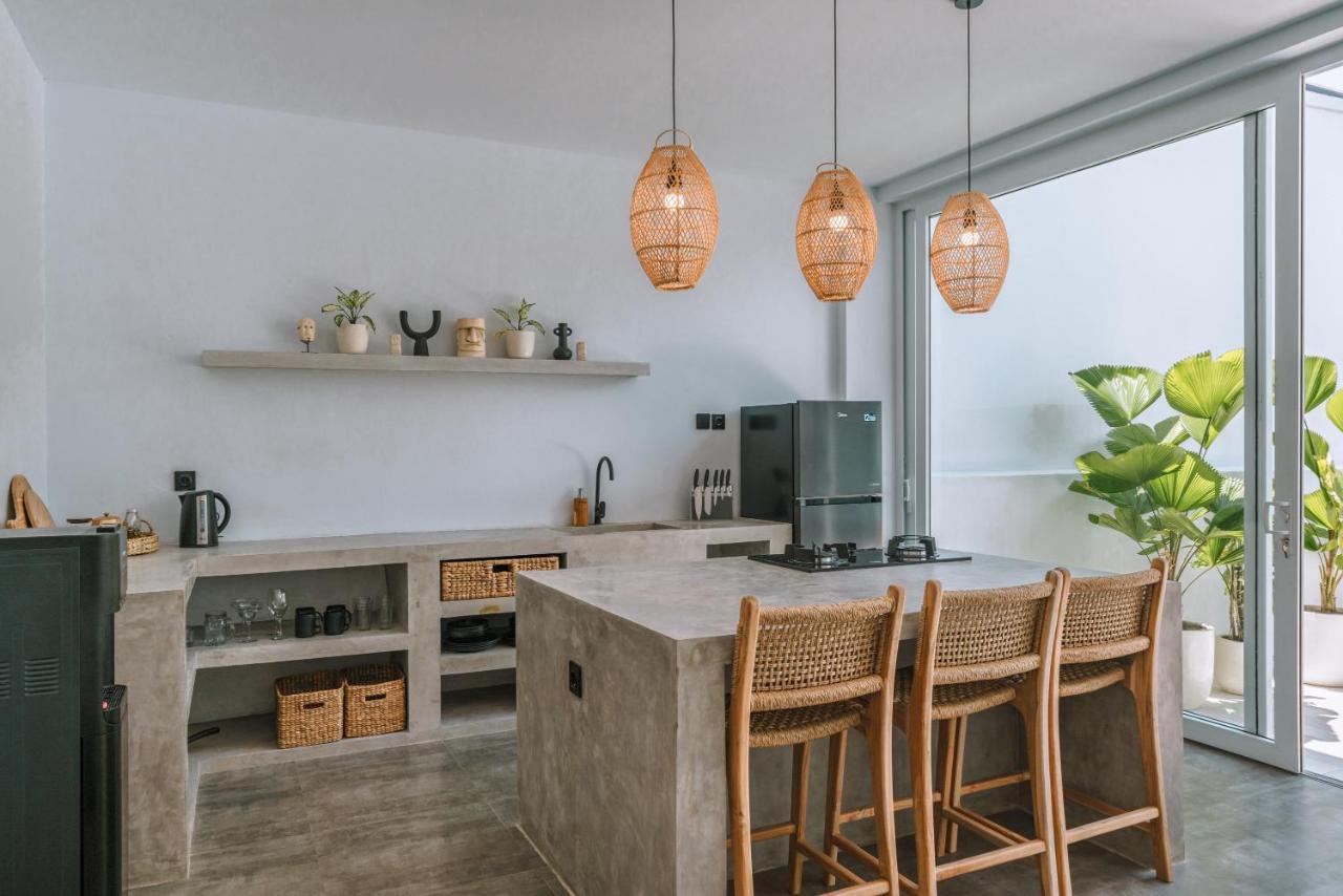 Villa Seseh Breeze - Cozy & Romantic 1Br Villa Next To Seseh Beach Canggu Exteriör bild